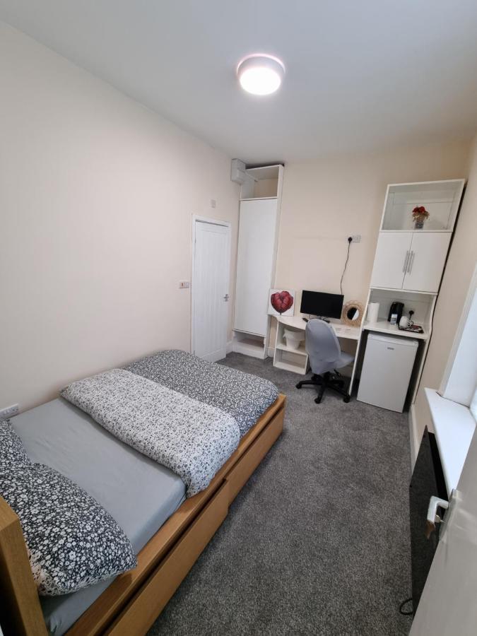 Immaculate 5-bed House Up To 8 People In Wallsend