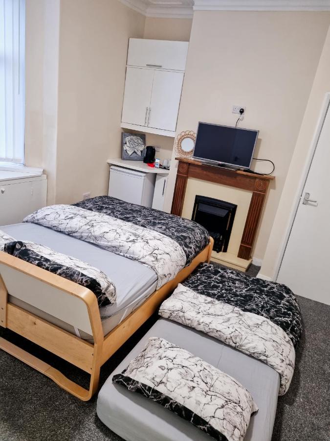 Immaculate 5-bed House Up To 8 People In Wallsend *