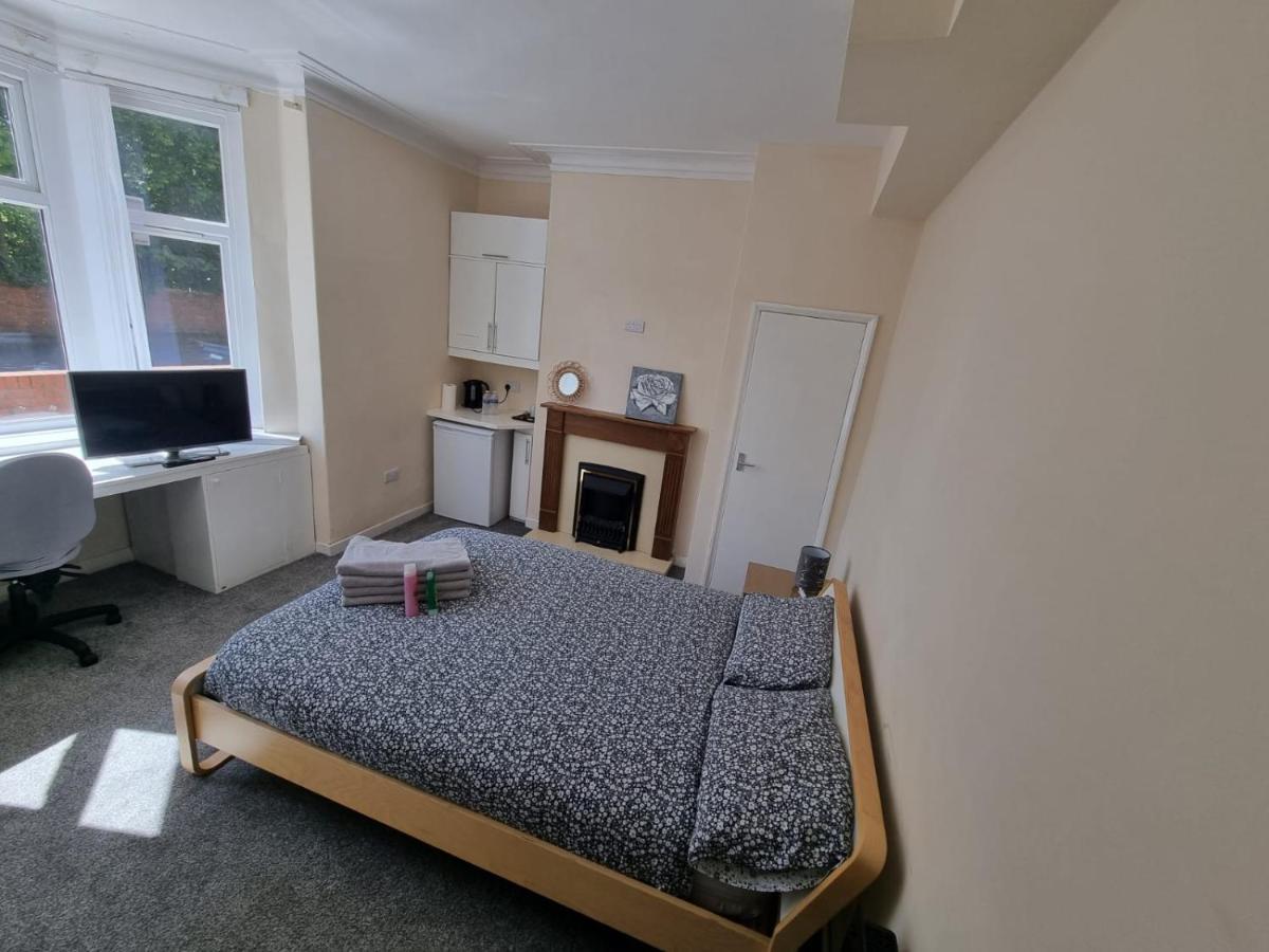 Immaculate 5-bed House Up To 8 People In Wallsend *